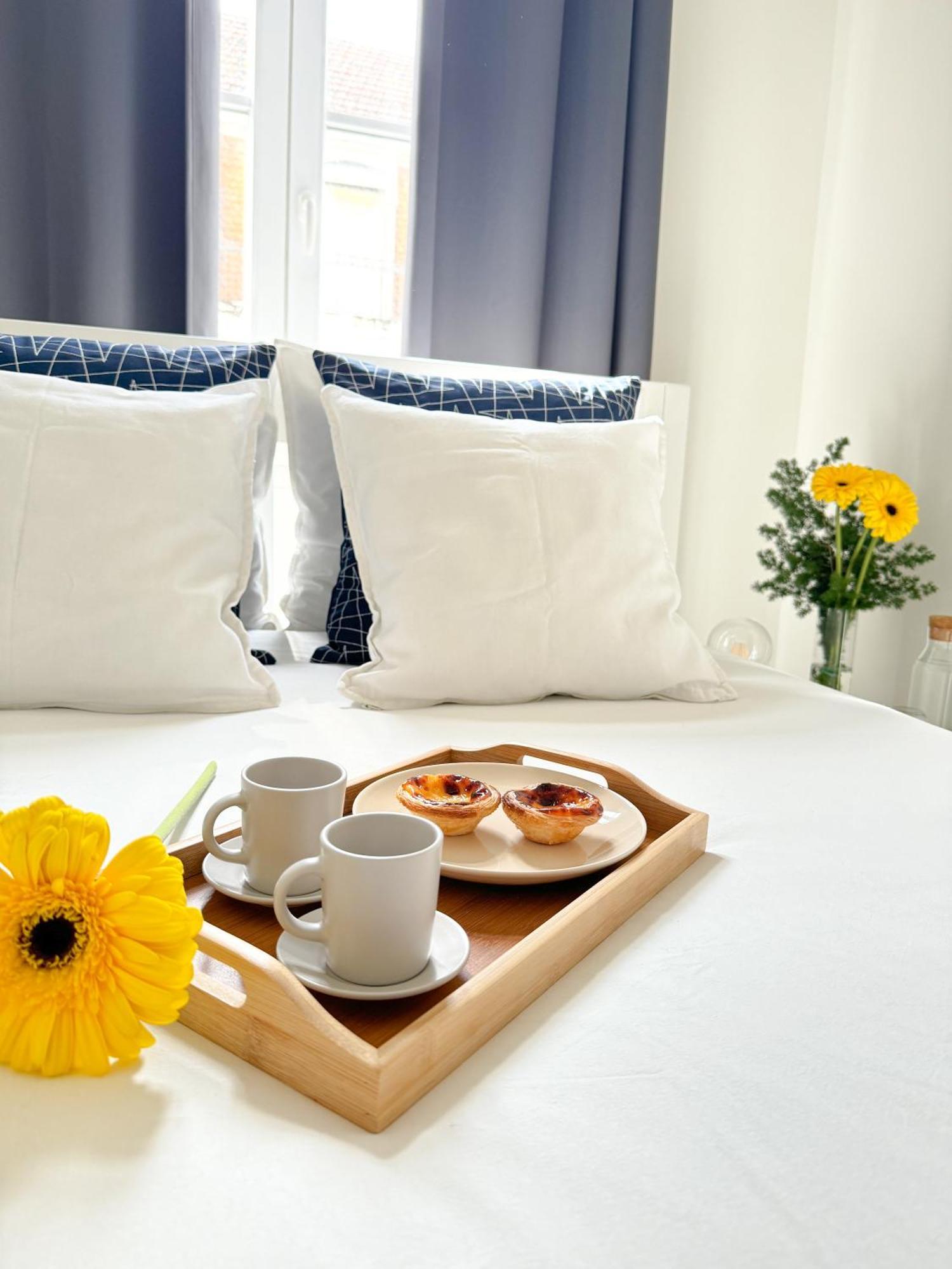 Cozy Room With Privative Bathroom On Rua Augusta Lisbon Bagian luar foto